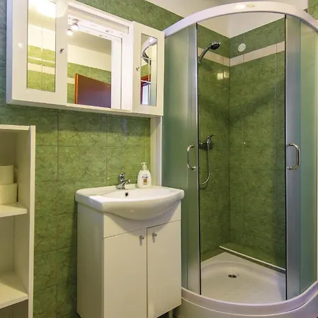 Holiday home Pet Friendly Home In Pazin With Jacuzzi Heki