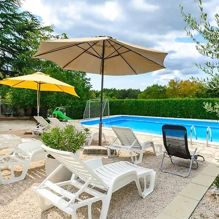 Holiday home Pet Friendly Home In Pazin With Jacuzzi *